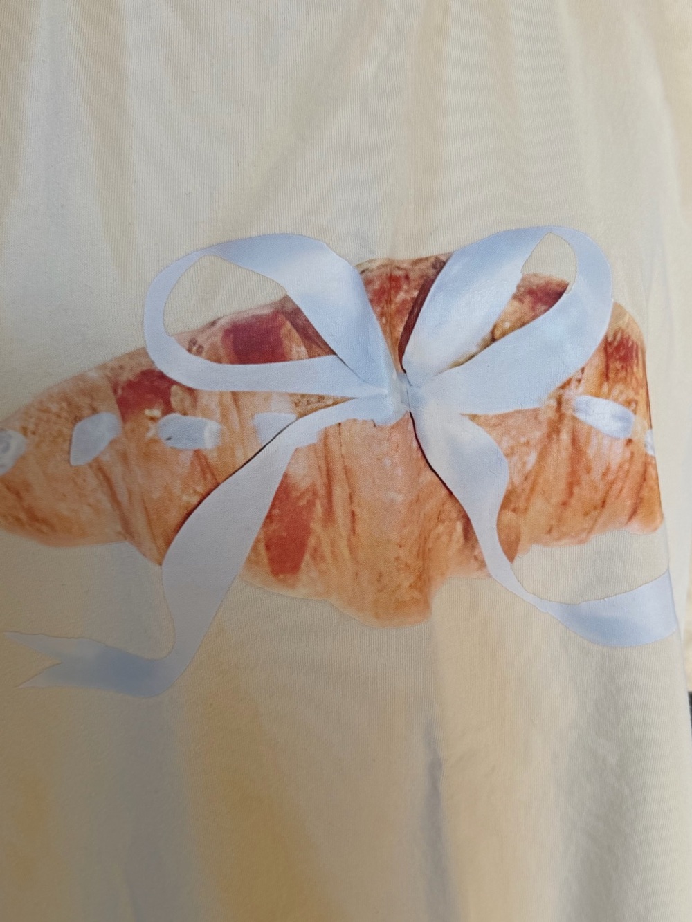 Cream Graphic Tee - Picture 3 of 4
